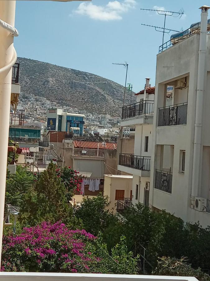 Metro-Central Beachside Apartment Athens Exterior photo